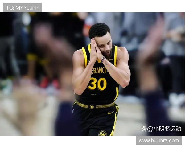 库里全场18投6中三分10中2砍23分展现球星担当